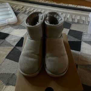 UGG Classic Tan Suede Boots